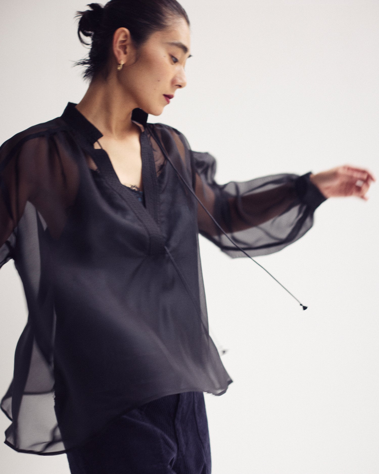 シルクボリュームブラウス