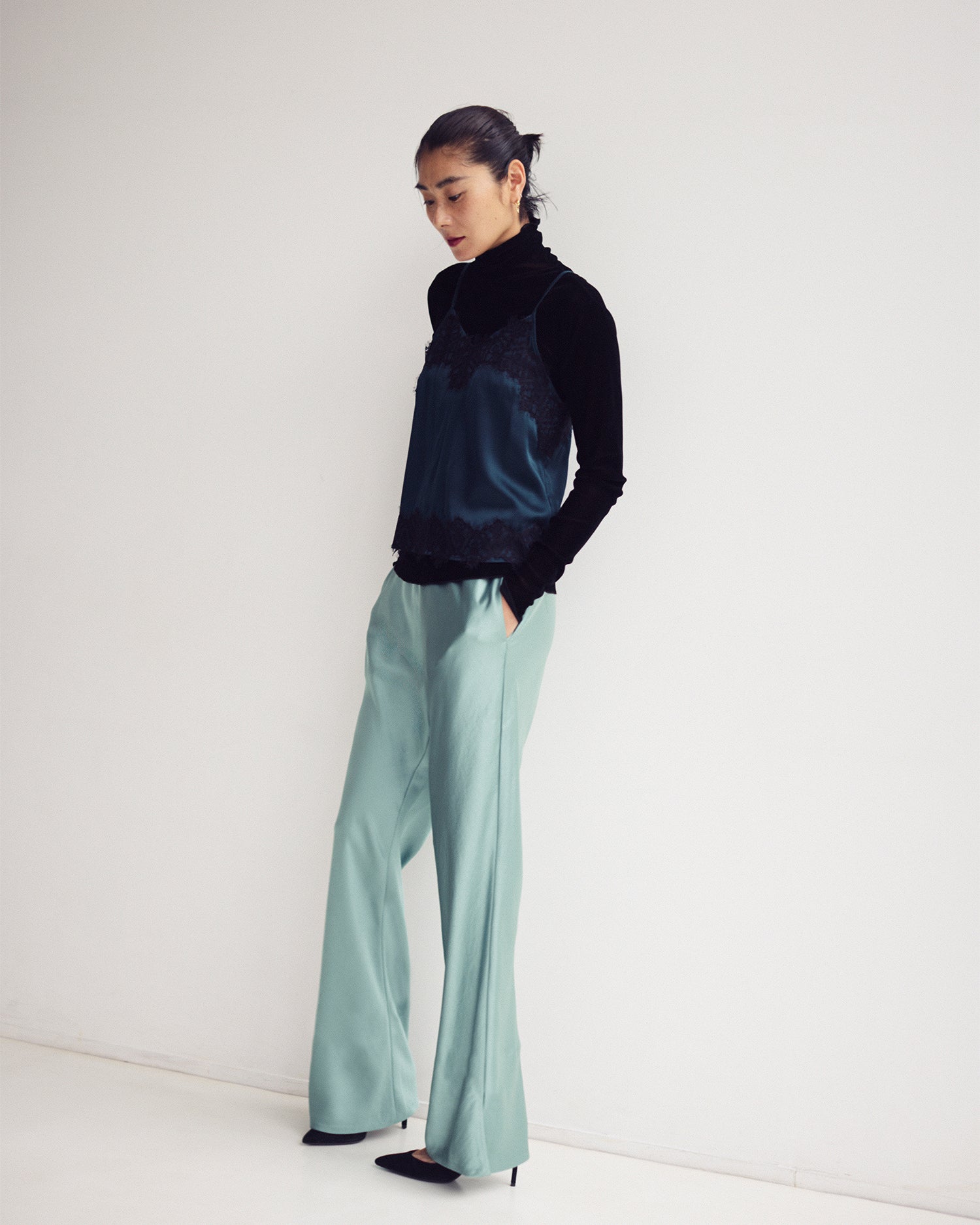 サテンバイヤスパンツ<グリーン>