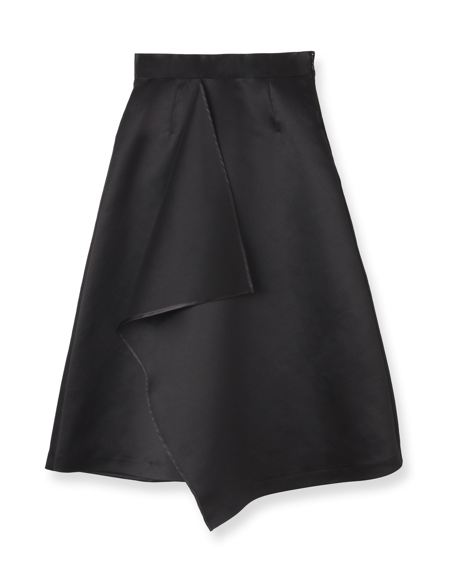 Asymmetrical satin skirt &lt;Black&gt;