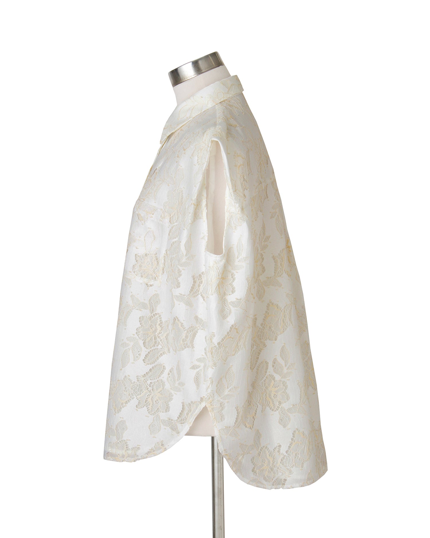 Lace sleeveless blouse (white)