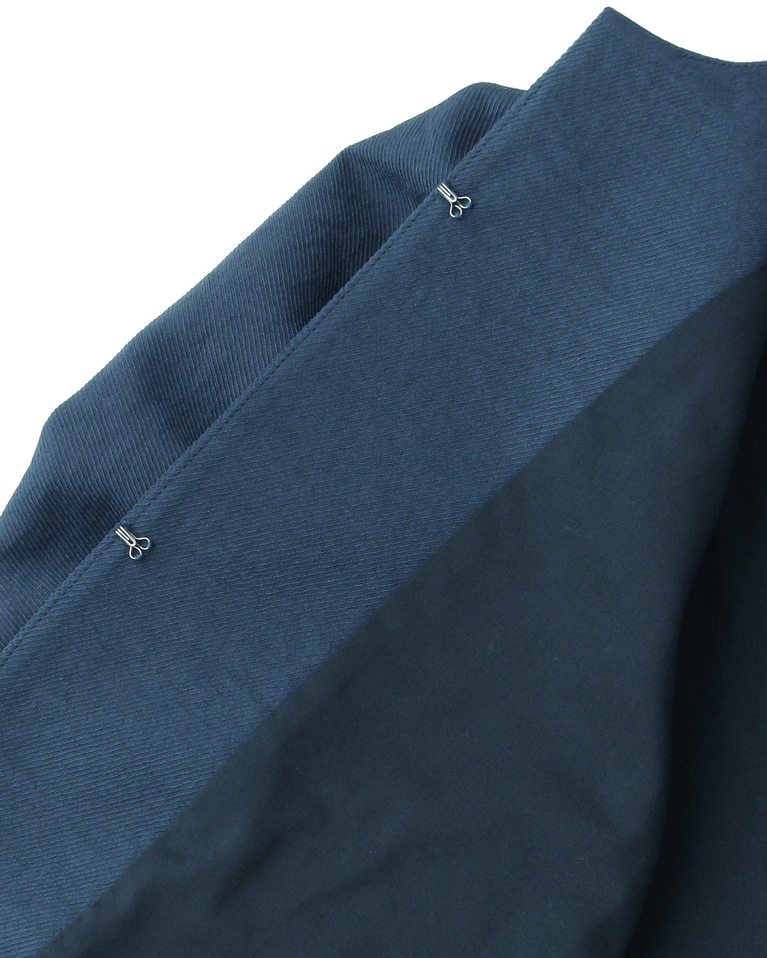 Volume sleeve short jacket