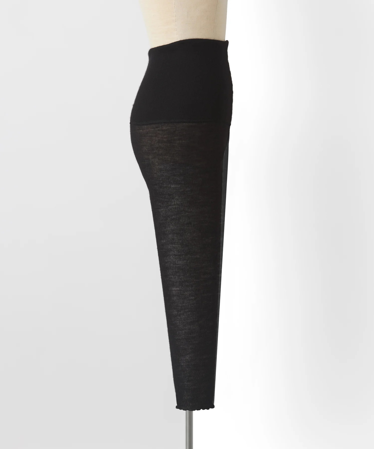 <TOQUE>ロイヤルベビーアルパカ針抜きスムスインナー9分丈レギンス