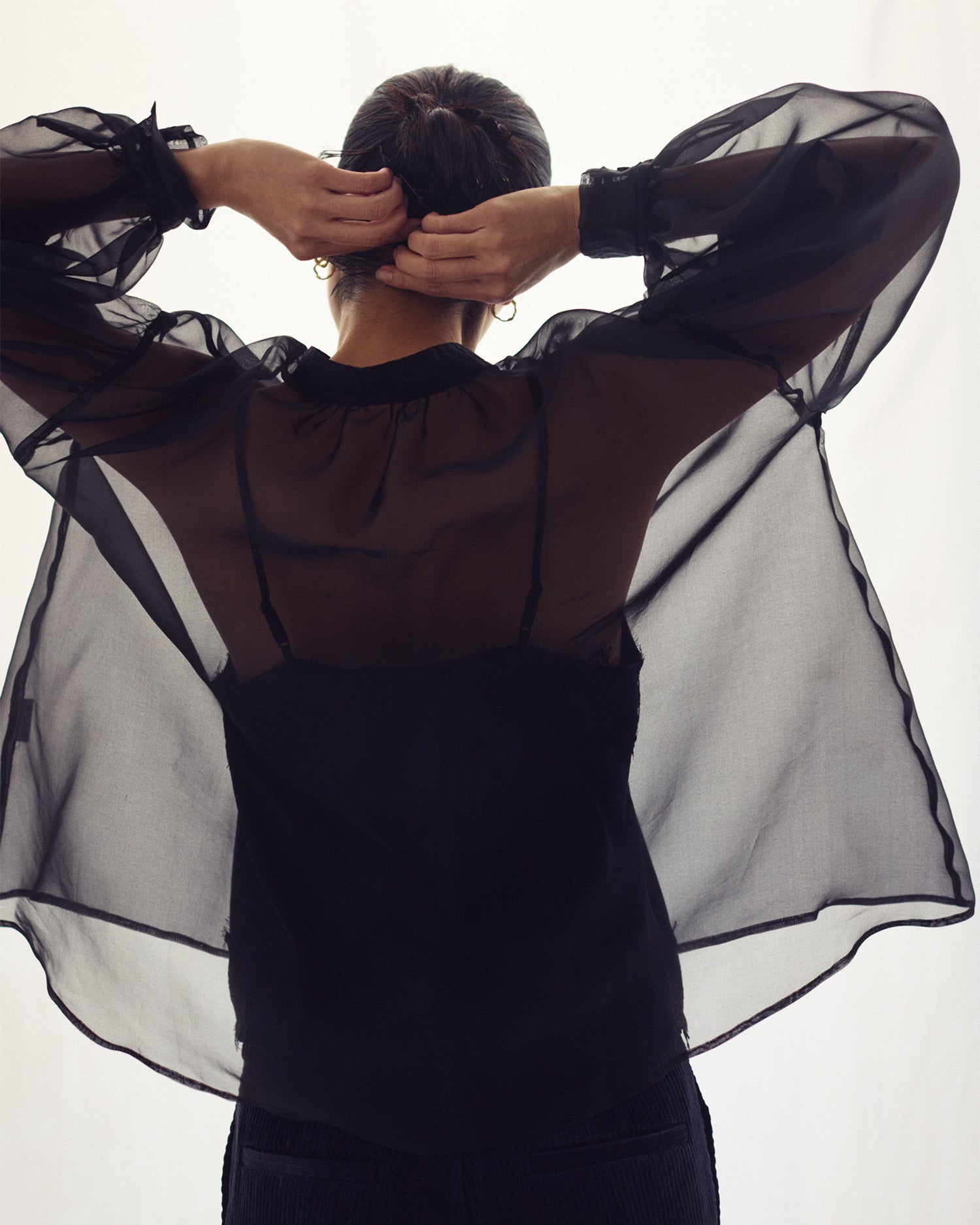 シルクボリュームブラウス