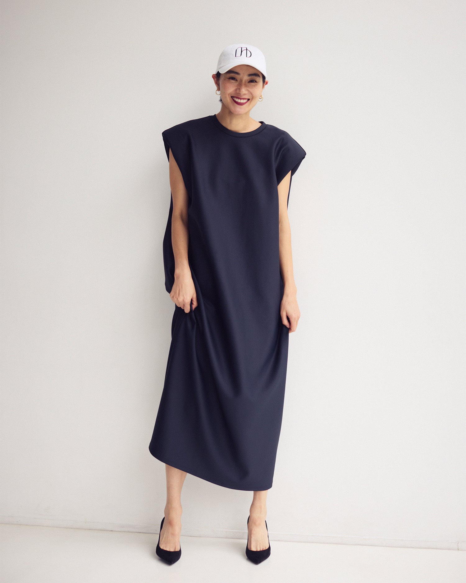 ポンチノースリーブワンピース