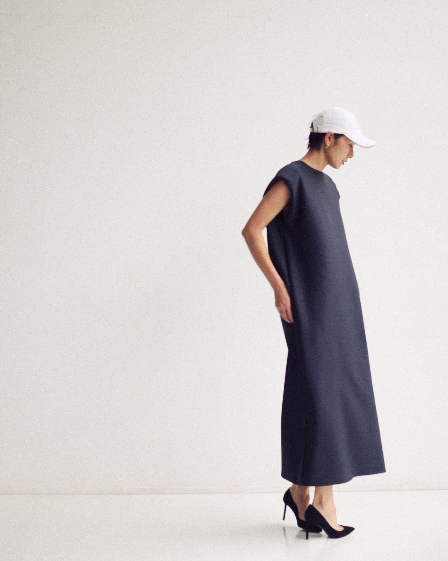 ポンチノースリーブワンピース