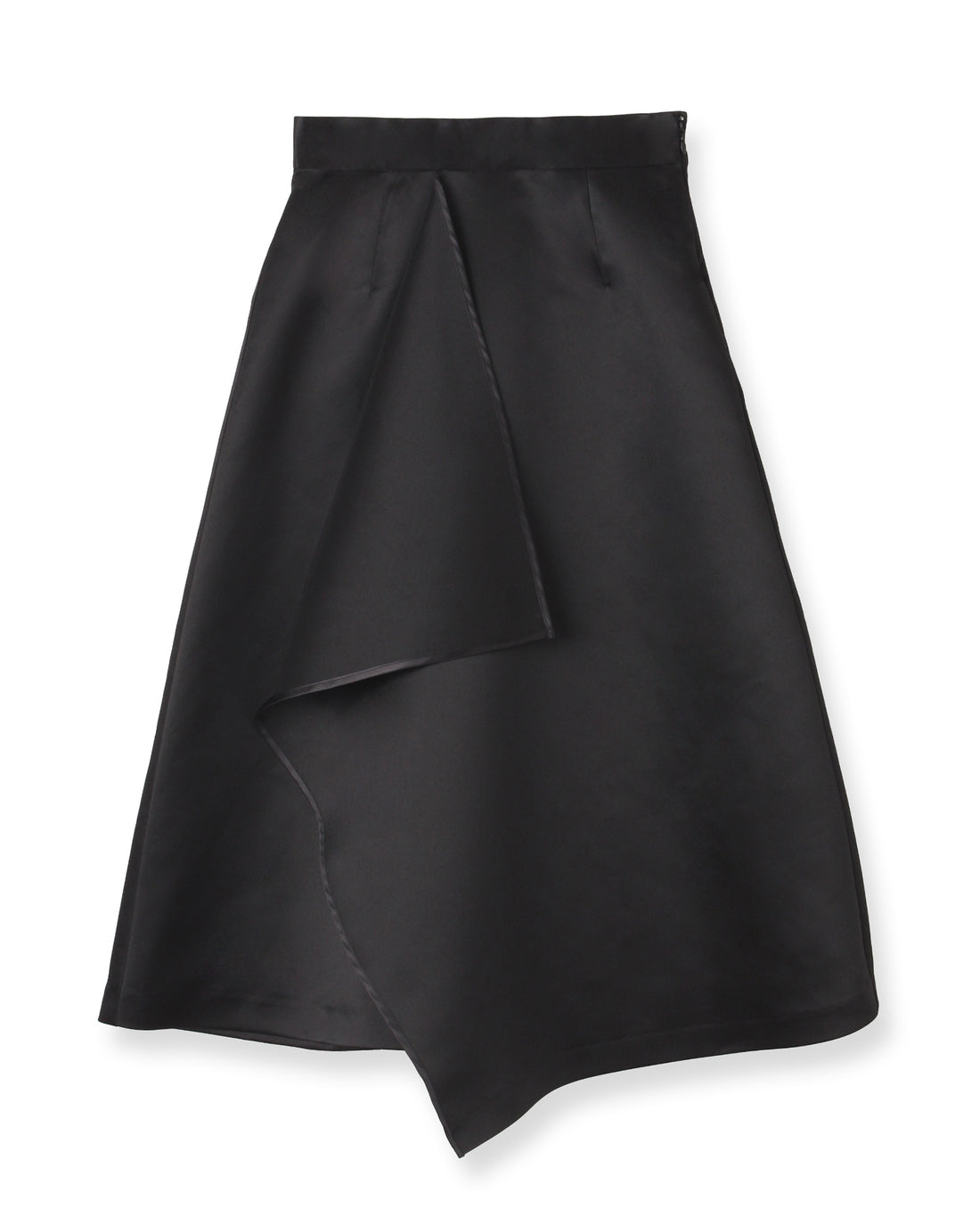 Asymmetrical satin skirt &lt;Black&gt;