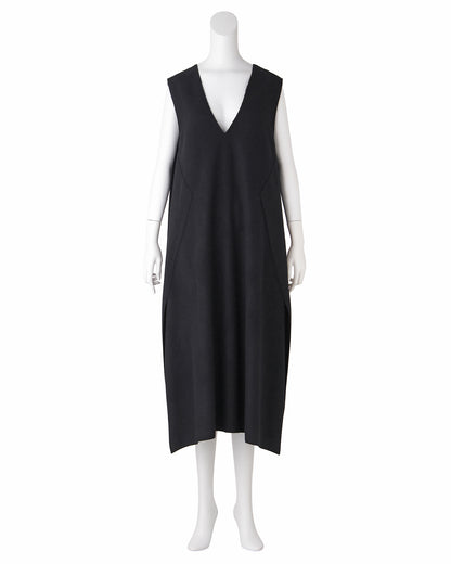 ウールVネックワンピース