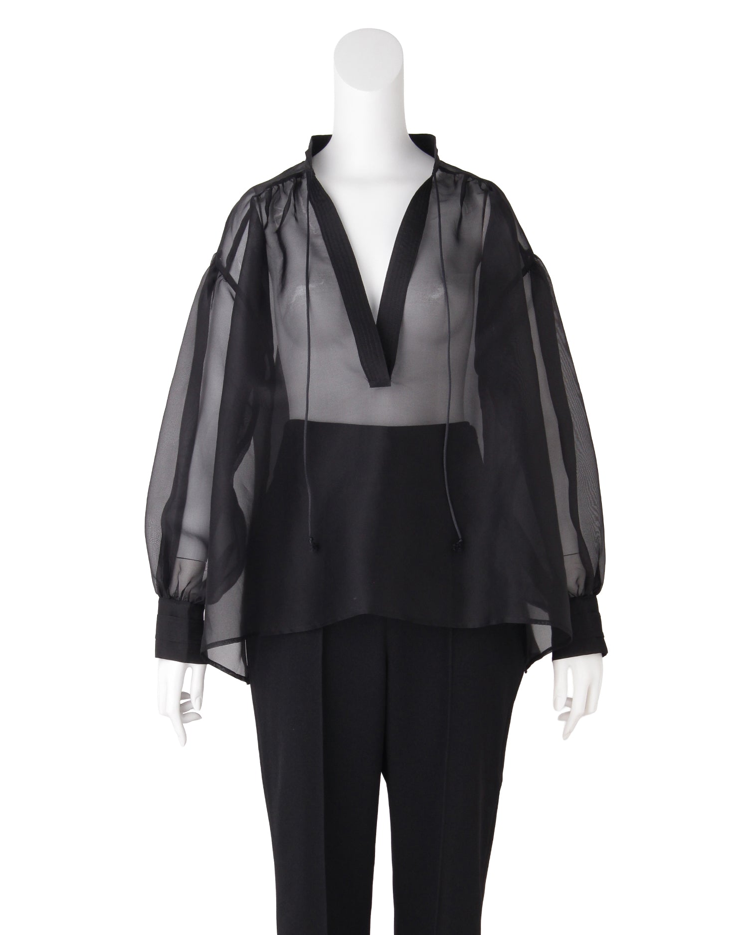 シルクボリュームブラウス