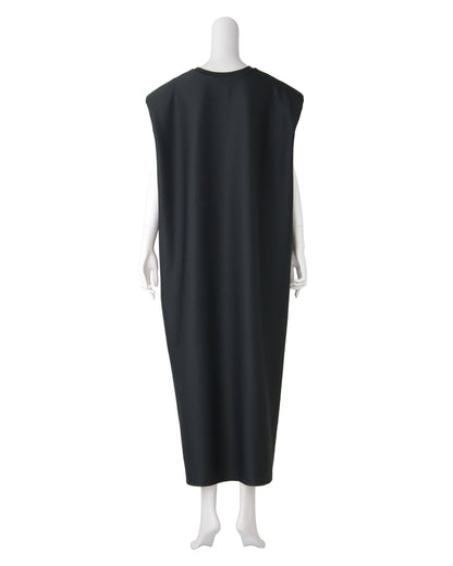 ポンチノースリーブワンピース