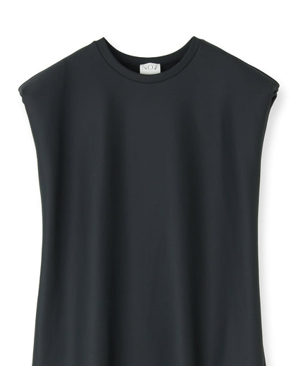 ポンチノースリーブワンピース