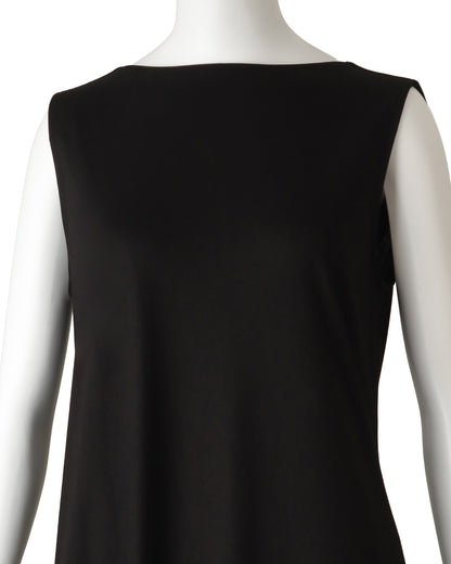 バックツイストワンピース