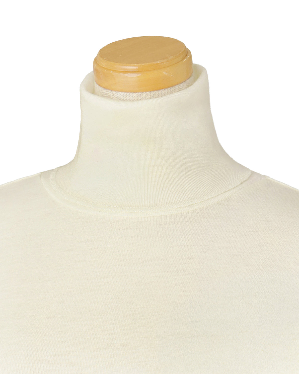 [New Color] Turtleneck Cut-and-Sewn <off-white></off-white>