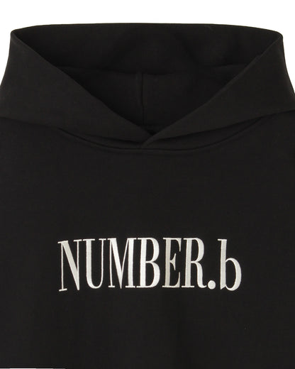 【POP UP STORE先行販売】NUMBER.b ロゴパーカ（刺繍）＜ブラック＞
