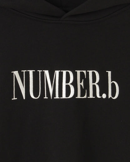 【POP UP STORE先行販売】NUMBER.b ロゴパーカ（刺繍）＜ブラック＞