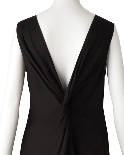 バックツイストワンピース