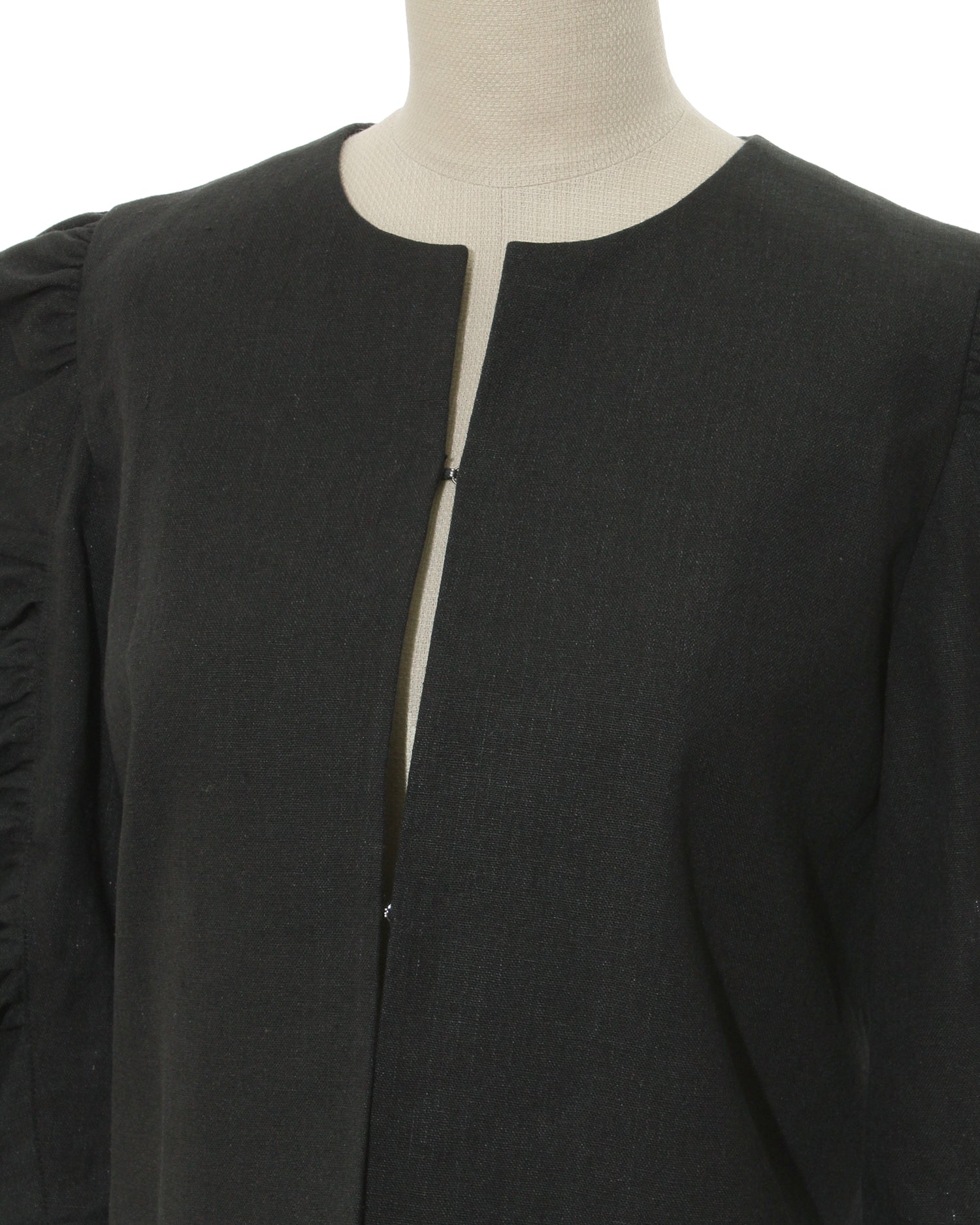 [SOLD OUT] Cotton linen short jacket &amp;lt;Black&amp;gt;