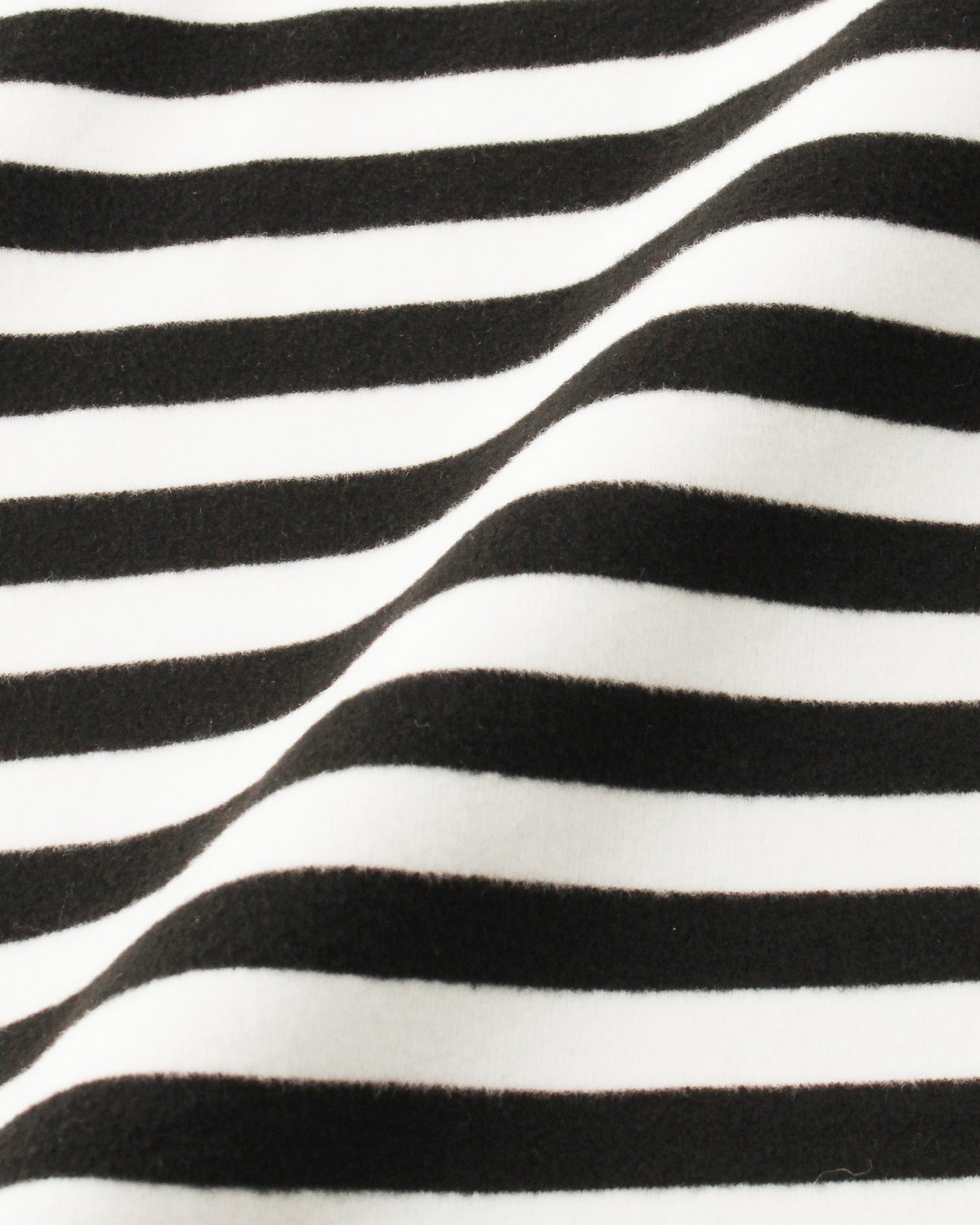 ジャージーカットソー＜ブラック×ホワイト＞