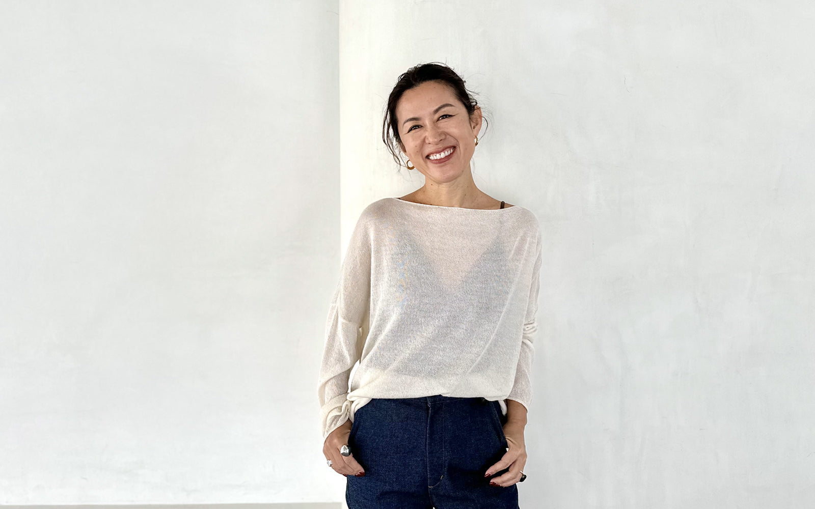 Pre-order] UNDERSON UNDERSON for AMARC Open-back camisole with cup CO –  AMARC LIFE STORE