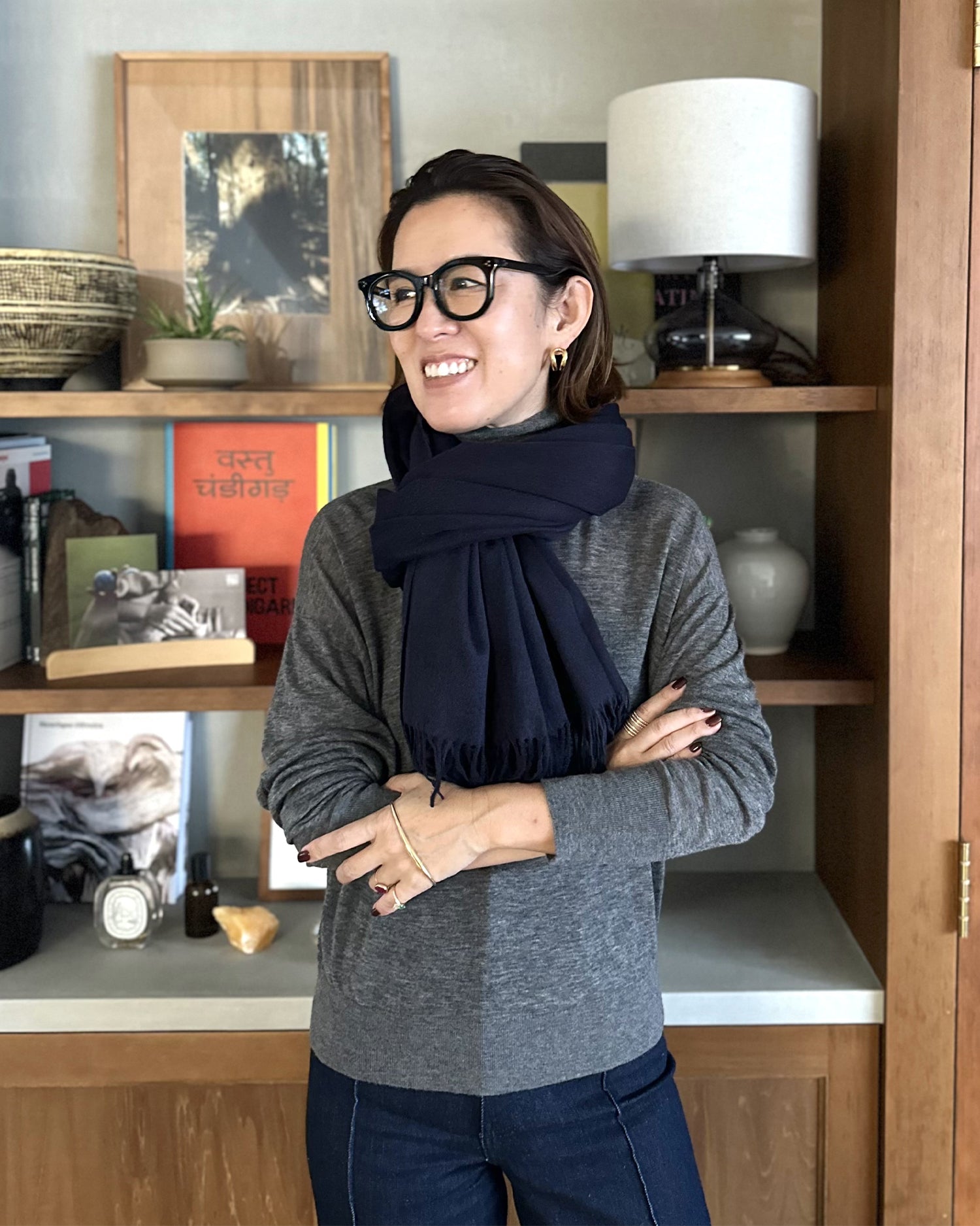 avlde　アヴォルデ　ストール　大判　シルク100%　イタリア製　グレー シルク100%ストール グレー – AVLDE