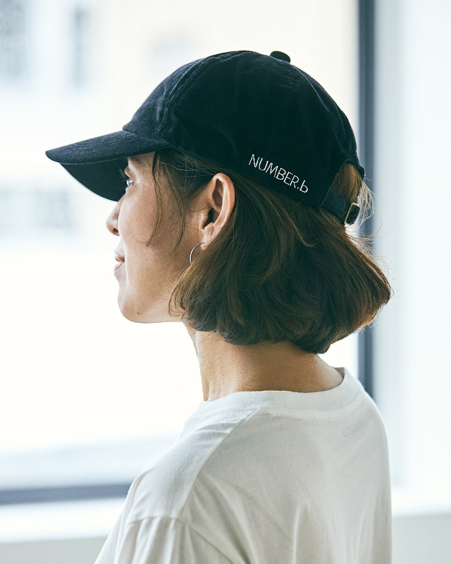 [Online exclusive] NUMBER.b logo embroidered cap (corduroy) &amp;lt;Black&amp;gt;